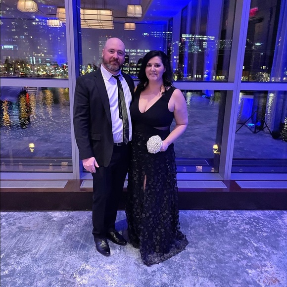 Meet your Posher, Kristen - Picture 2 of 9